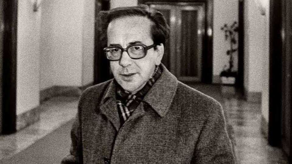 A murit scriitorul albanez Ismail Kadare