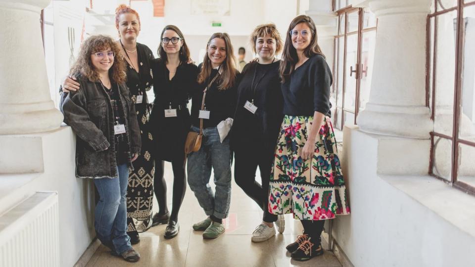 Oana Drăgulinescu: „Trăim într-un context socio-politic în care trauma, abandonul, lipsa de responsabilitate socială sunt din ce în ce mai prezente”