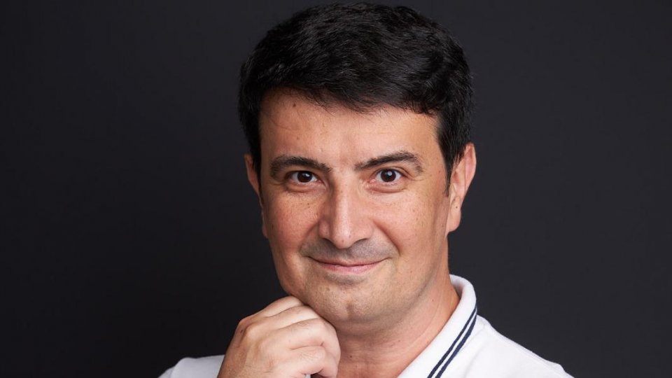 Corneliu Ionescu: "Există iluzia că educația financiară începe la un moment dat și se termină la un alt moment (...) Viața financiară nu există separată de viața reală"