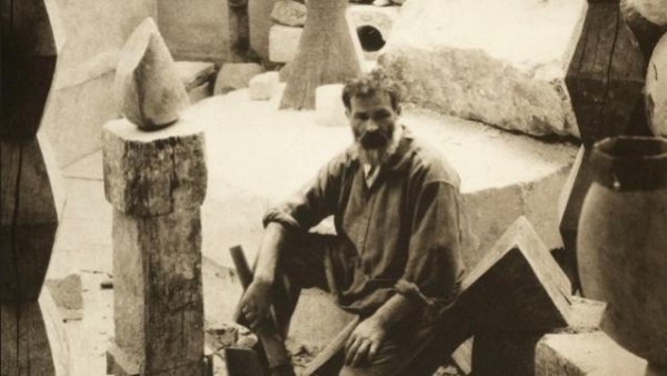 În Anul Constantin Brâncuși, Art Safari New Museum deschide expoziția „Brâncuși și muzele sale”, curatoare: Doina Lemny