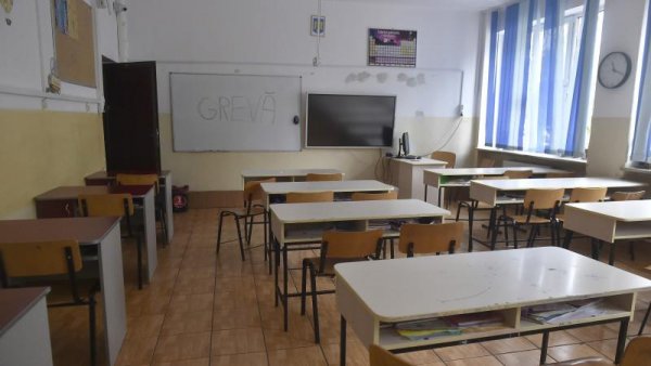Profesorii amenință cu boicotarea simulărilor și a examenelor naționale